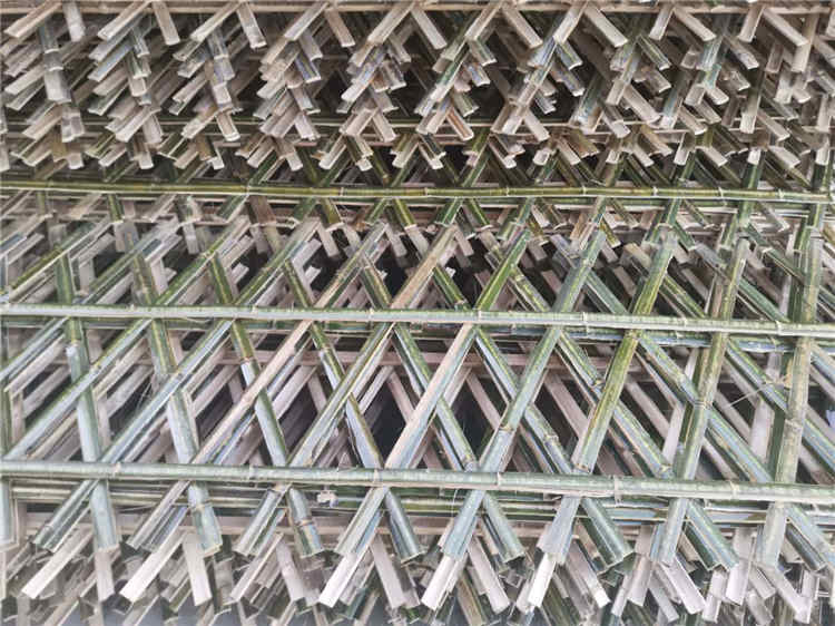 江西鹰潭pvc草坪护栏 竹篱笆 塑钢护栏PVC塑钢护栏（中闻资讯）