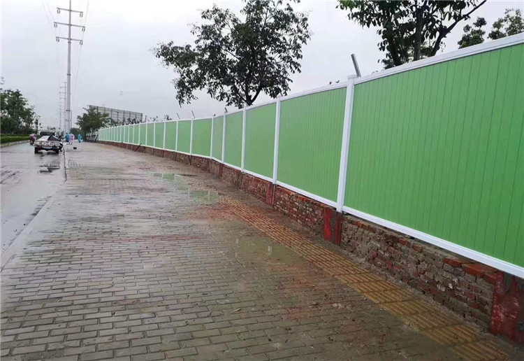 信丰竹篱笆 pvc护栏绿化护栏（中闻资讯）