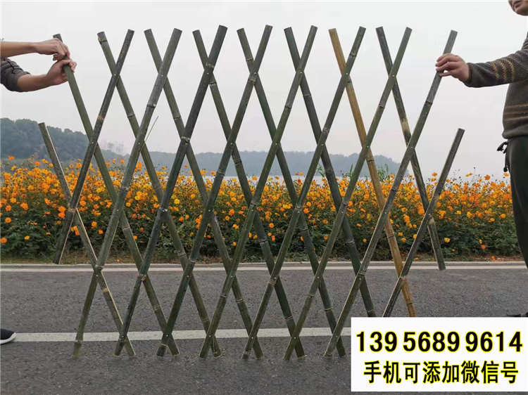 烟台竹篱笆 pvc护栏碳化防腐木pvc绿化栏杆（中闻资讯）