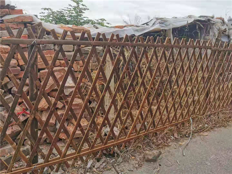 卢龙竹片栅栏竹片桩竹篱笆 竹护栏防腐木实木围栏