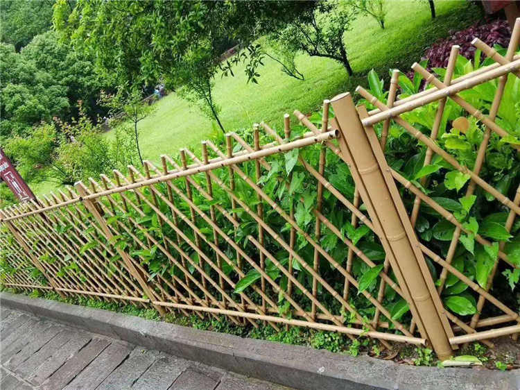 威海市仿竹围栏木护栏仿竹篱笆美丽乡村护栏