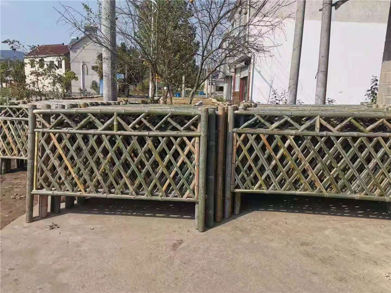周矶街道竹篱笆绿化围栏竹子篱笆小区PVC塑钢围墙护栏沈阳沈河区