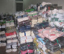深圳高价库存布料回收，库存服装回收图片
