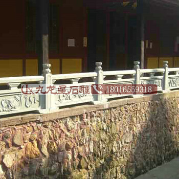 大型建筑園林石雕欄桿護欄價格優(yōu)惠