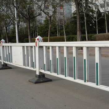 供应锌钢护栏学校铁艺栅栏锌钢护栏围栏隔离防护安全栏