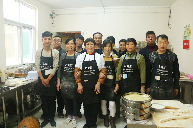 泰安香酥牛肉馅饼培训好学吗，多久能学会