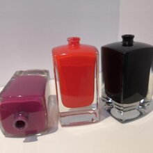 香水瓶内喷厂,玻璃瓶内喷厂,化妆品瓶内喷厂,喷雾瓶内喷厂图片