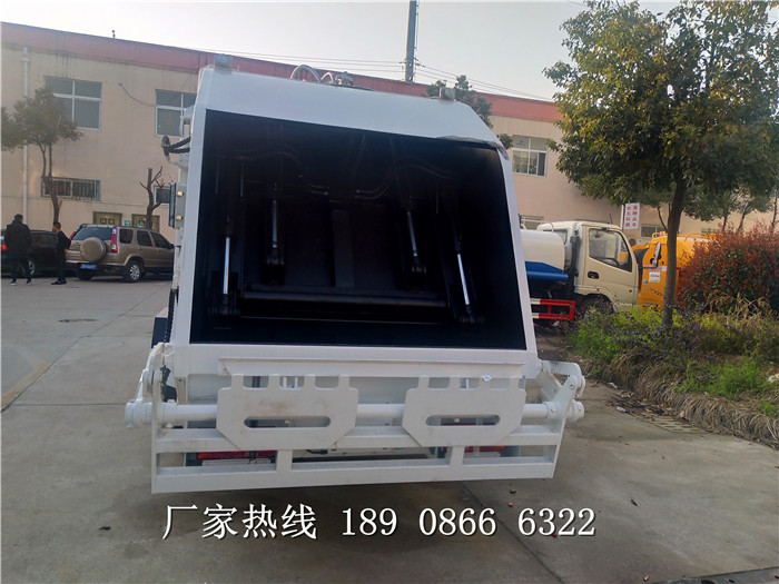 乌海东风d9新款10方压缩式垃圾车