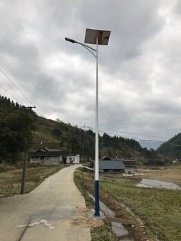 福泉市新农村道路照明新型太阳能系统照明