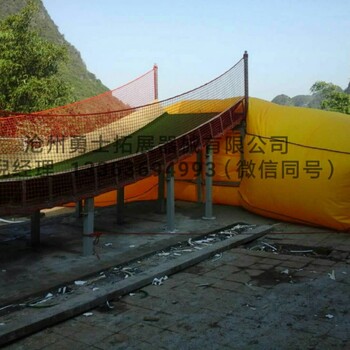 极限滑草-广西柳州廘寨县香桥呦呦鹿鸣公园建成