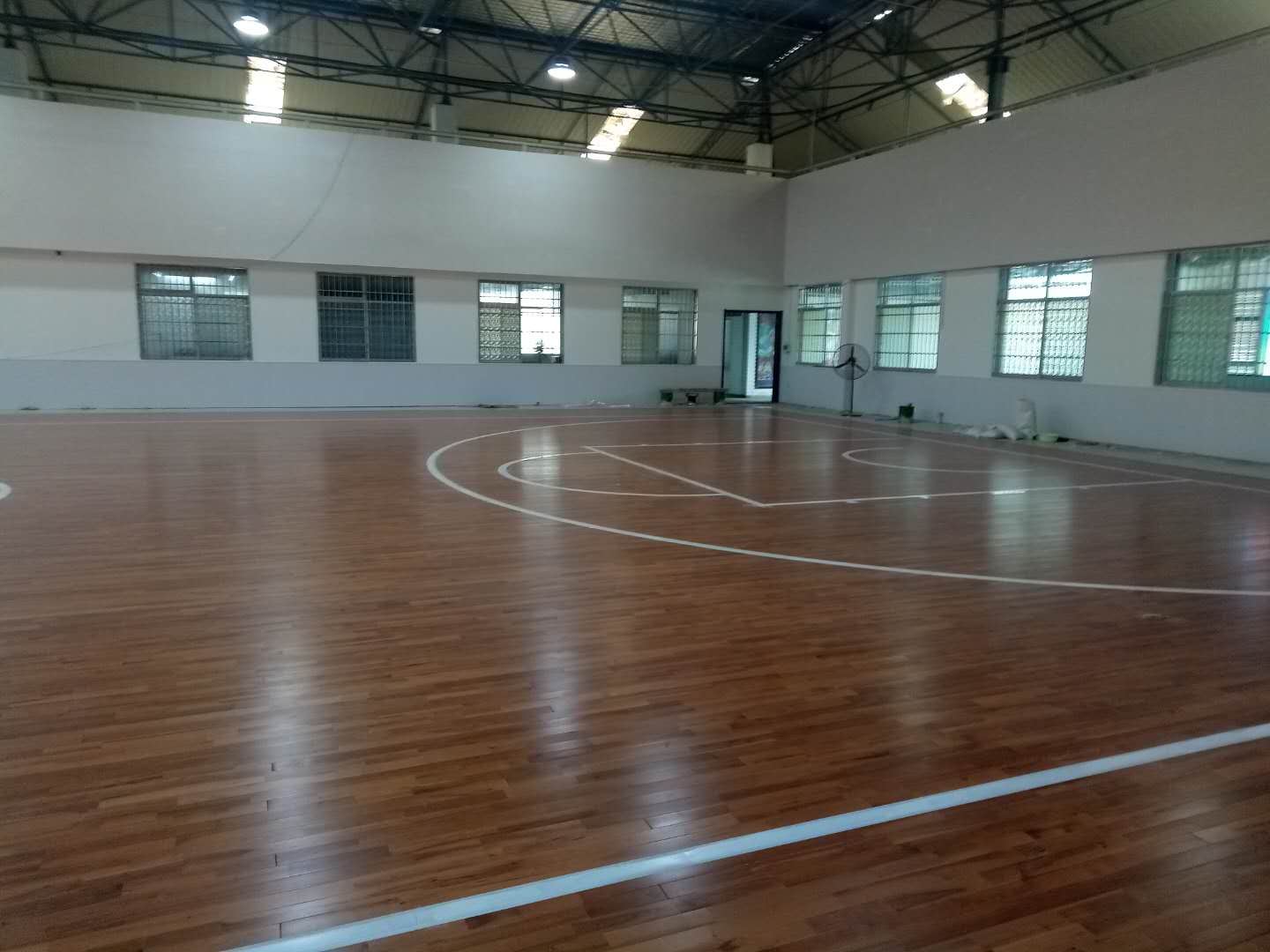 贵州篮球馆木地板厂家待优化点