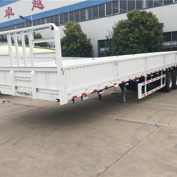 60公分標(biāo)箱欄板半掛車13米半掛車空氣懸掛系統(tǒng)半掛車銘牌
