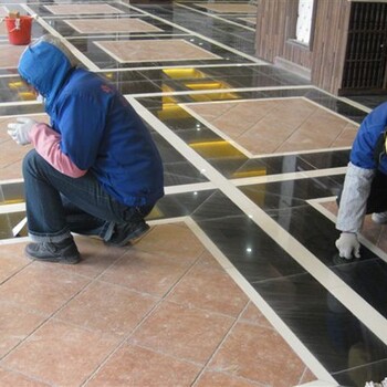 长沙芙蓉区钟点工、日常清洁、长期保洁、地毯地坪外墙玻璃清洗清洁！团队，服务！