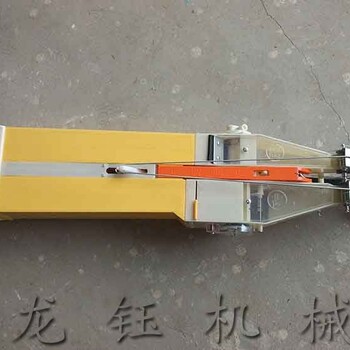 龍鈺手提式播種機(jī),多功能棉花點(diǎn)播機(jī)