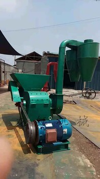 來(lái)賓大型秸草秧粉碎機(jī)520型自喂料式粉碎機(jī)
