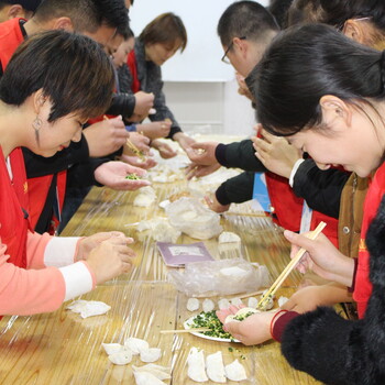 检影验光的好处—来达人视界验光师培训学校免费学