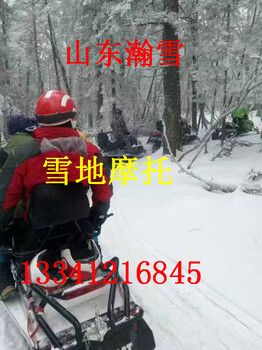 汗水直流雪地转转雪地摩托滑雪圈