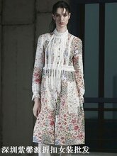 达衣岩春季品牌折扣女装尾货货源分份打包批发图片