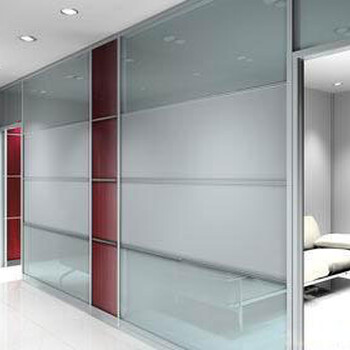 广州萝岗和苑隔音玻璃定制，办公室玻璃隔断定制，商铺玻璃门安装