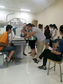 深圳培训验光技术和配镜技术的学校