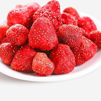 休闲零食雀圣20g冻干草莓脆片潍坊草莓干