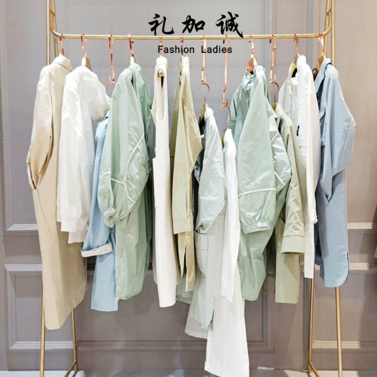 风衣服装店_服装店门头(3)