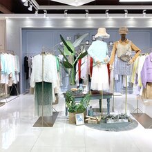 广州明浩长期供应百图品牌折扣女装时尚春装货源批发图片