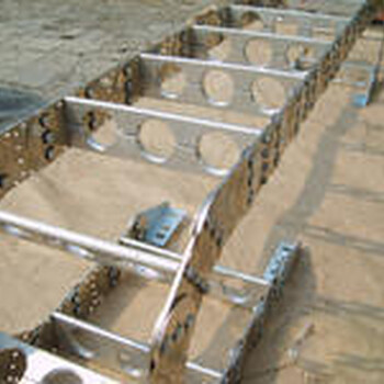 機(jī)床鋼制拖鏈廠家,機(jī)床工程拖鏈鋼鋁拖鏈定做