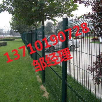 陵水沿河道路隔離柵網(wǎng)海南鐵絲卷網(wǎng)文昌交通護欄網(wǎng)批發(fā)