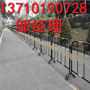 廣東移動(dòng)鐵馬欄廣州移動(dòng)交通護欄圖片韶關(guān)黑黃鐵馬廠(chǎng)家