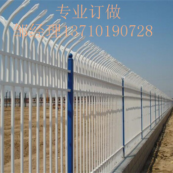 清遠草坪隔離柵欄訂做韶關鐵藝護欄廣東小區(qū)欄桿訂做