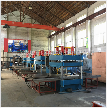 新型100T上壓式地磚硫化機(jī)_100T自動(dòng)上頂出橡膠地磚硫化機(jī)