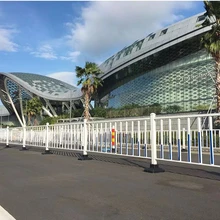 陜西護欄網(wǎng)廠家陜西交通護欄市政隔離欄公路馬路道路柵欄