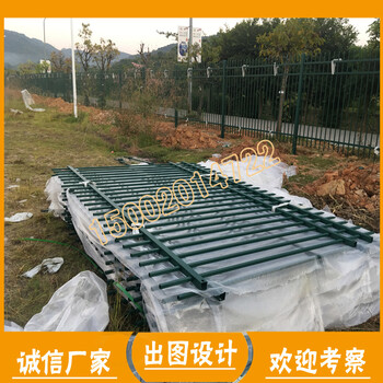 南山區(qū)鑄鐵護(hù)欄廠家學(xué)校圍墻護(hù)欄有現(xiàn)貨深圳工地柵欄圖片