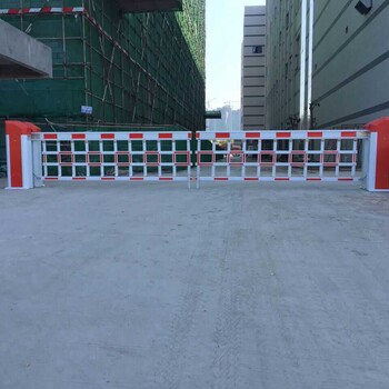 重慶空降閘供應(yīng)雙機(jī)頭道閘廠(chǎng)家豪華空降型道閘設(shè)備