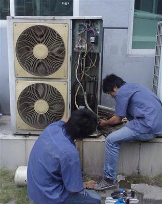 南坪空调清洗，空调加氟电话来电优惠中