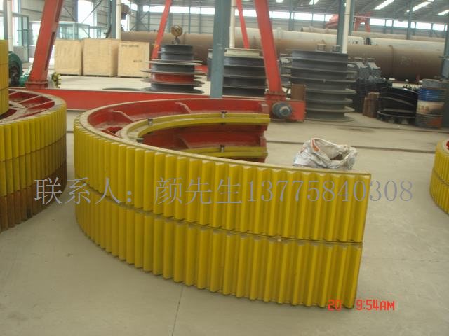 湿法2.2x7米加气砖生产球磨机大齿圈中控轴端盖铸件厂家