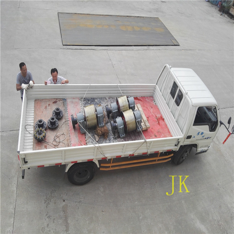 上海2.0米椰壳烘干机拖轮回转窑托轮价格合理