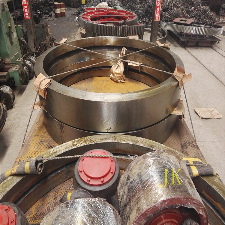 2.0米椰壳活性炭干燥机转炉托轮小型转炉拖轮免费测量