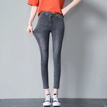 库存服装处理广州牛仔裤货源批发低至10块钱牛仔裤批发图片