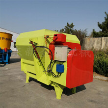 北京顺义区牵引式TMR搅拌机价格自走式粉碎搅拌机图片
