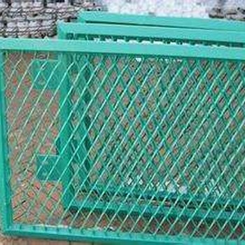 厂家训练防护网体育场围栏网机场护栏高速护栏供应