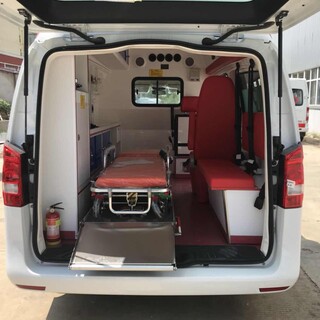 国六奔驰救护车——奔驰威霆救护车价格图片5
