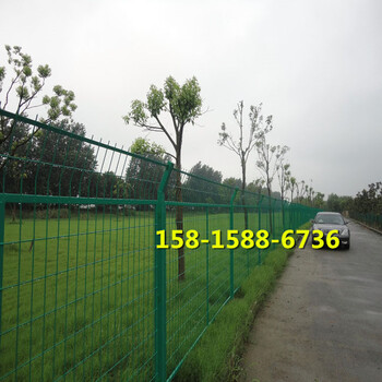 佛山公路護欄批發(fā)通用框架護欄網(wǎng)實用性廣泛中山邊框護欄