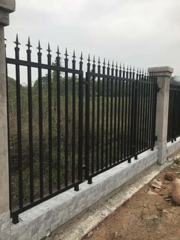 深圳外墙铁艺栏杆生产厂家广州小区围墙防护锌钢栅栏款式定做