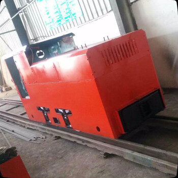 山西礦用防爆柴油牽引機(jī)車-煤礦用防爆內(nèi)燃機(jī)車原理