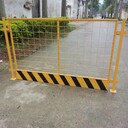 廠家直銷坑邊護(hù)欄臨時(shí)安全隔離基坑護(hù)欄安全防護(hù)圍欄網(wǎng)