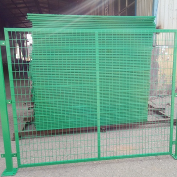 框架式鐵絲網(wǎng)雙絲邊圍蔽網(wǎng)浸塑綠色網(wǎng)格圍欄