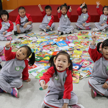 青青藤幼儿园在北京有多少家？在方庄有幼儿园么？