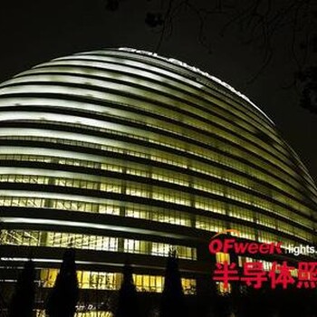 廠家生產(chǎn)品質(zhì)大型圣誕樹亮化造型出售